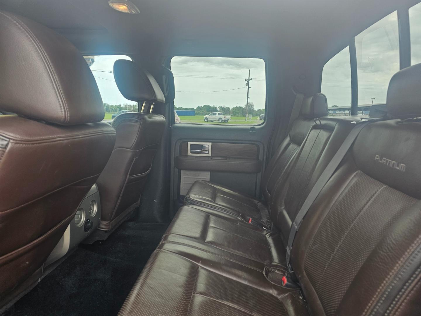 2009 BLACK Ford F-150 FX4 SuperCrew 5.5-ft. Bed 4WD (1FTPW14V39F) with an 5.4L V8 SOHC 24V FFV engine, 4-Speed Automatic transmission, located at 533 S Seven Points BLVD, Seven Points, TX, 75143, (430) 255-4030, 32.313999, -96.209351 - Photo#5